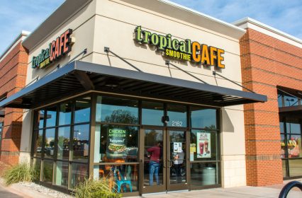 Does Tropical Smoothie Take Apple Pay?