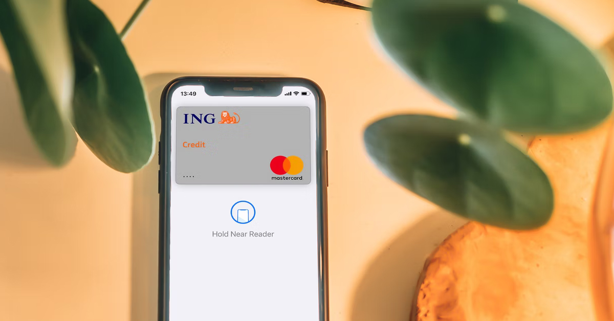 How To Change the Instant Transfer Card on Apple Pay?