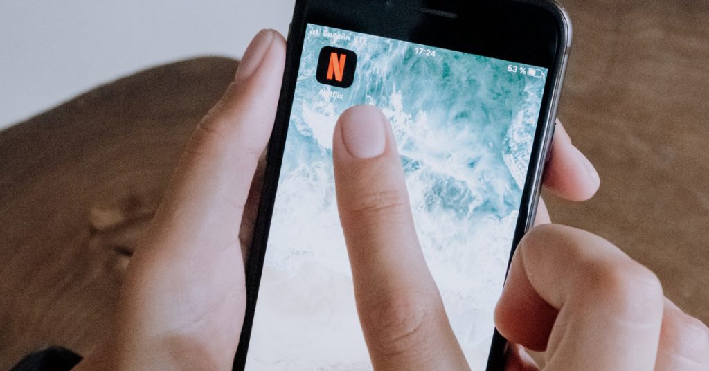 Can You Use Netflix Party On iPhone? (& How)