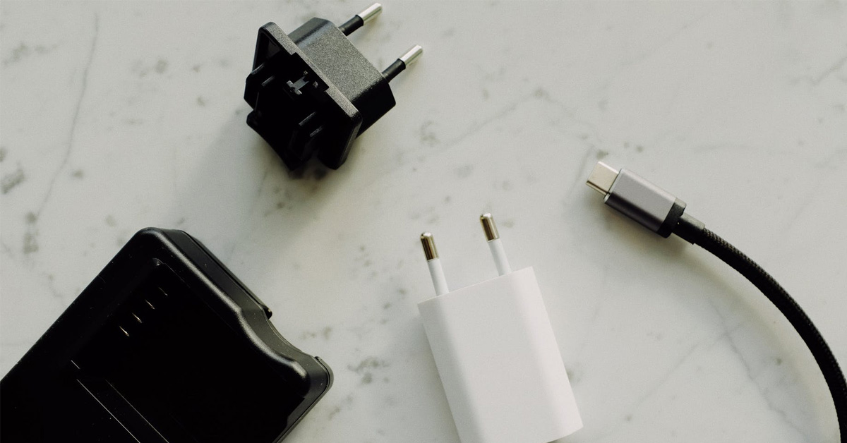 Charger Keeps Going On And Off: Here Are 5 Simple Fixes