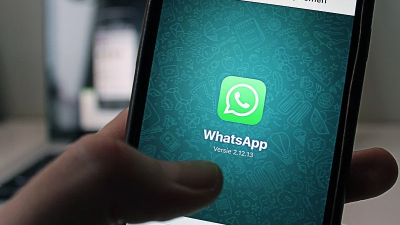 How to See If Someone Is Active On WhatsApp