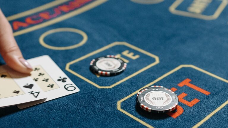 What to Look For When Choosing a Live Online Casino Game