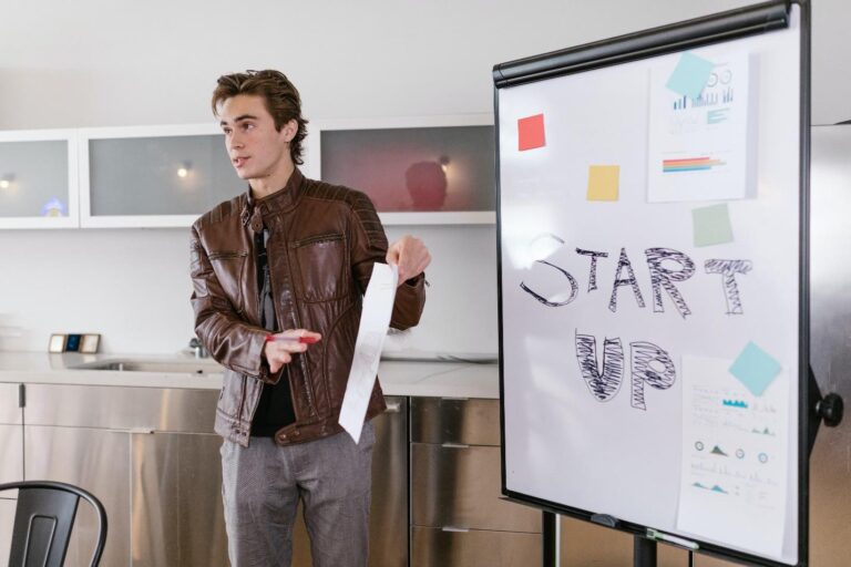 Funding Your Dreams: Creative Ways for Students to Finance their Startup Ventures