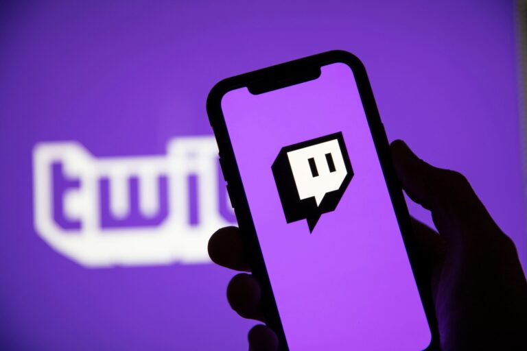 5 Powerful Tools for Twitch streamers to Boost their Viewership