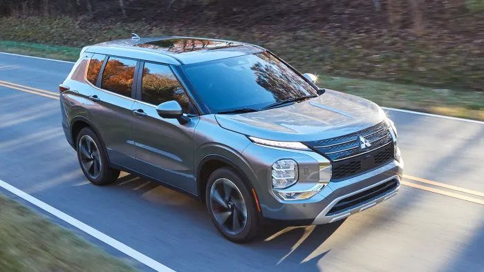 Mitsubishi’s 2025 Outlander Steals the Show with Yamaha Audio and Updated Interiors in New Images and a Video