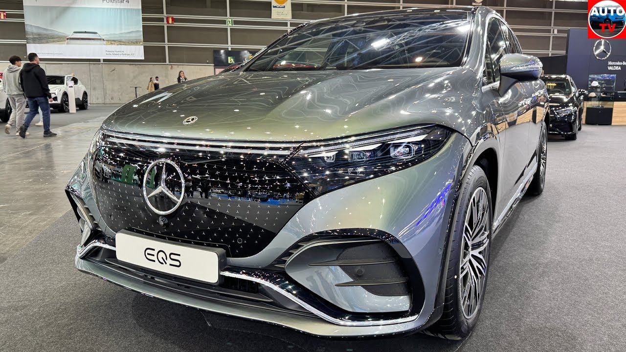 2025 mercedes eqs suv first look