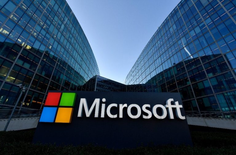 Microsoft cuts more jobs, this time apparently based on performance