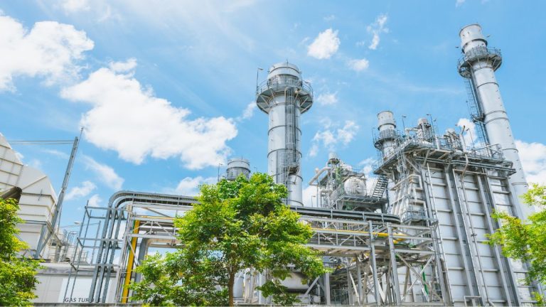 Google Cloud Partners with NextEra Energy for On-Site Power Plants