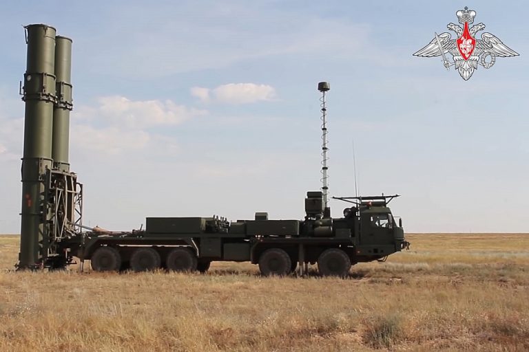 Russia Deploys First S-500 Air Defense Regiment