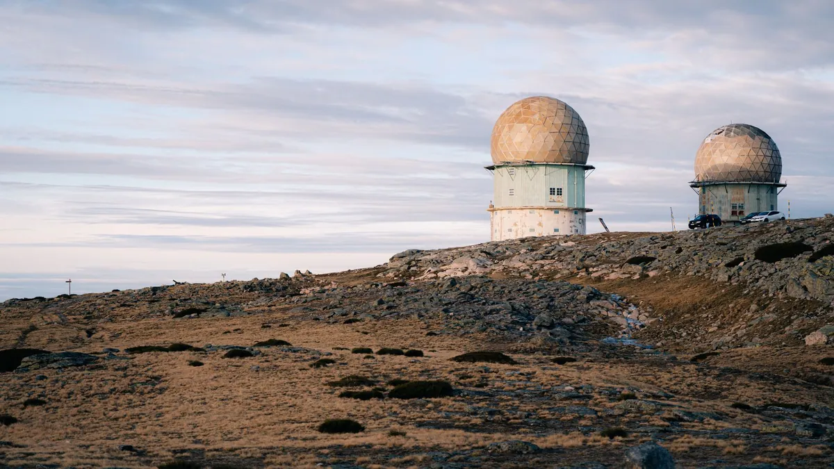 Intelligent Radar Systems Detecting Cross