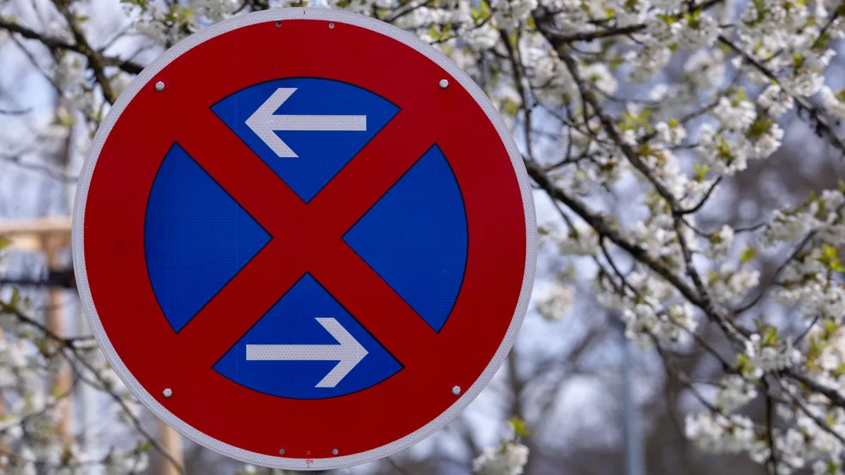 Reverse Psychology and Contradiction Tactics
