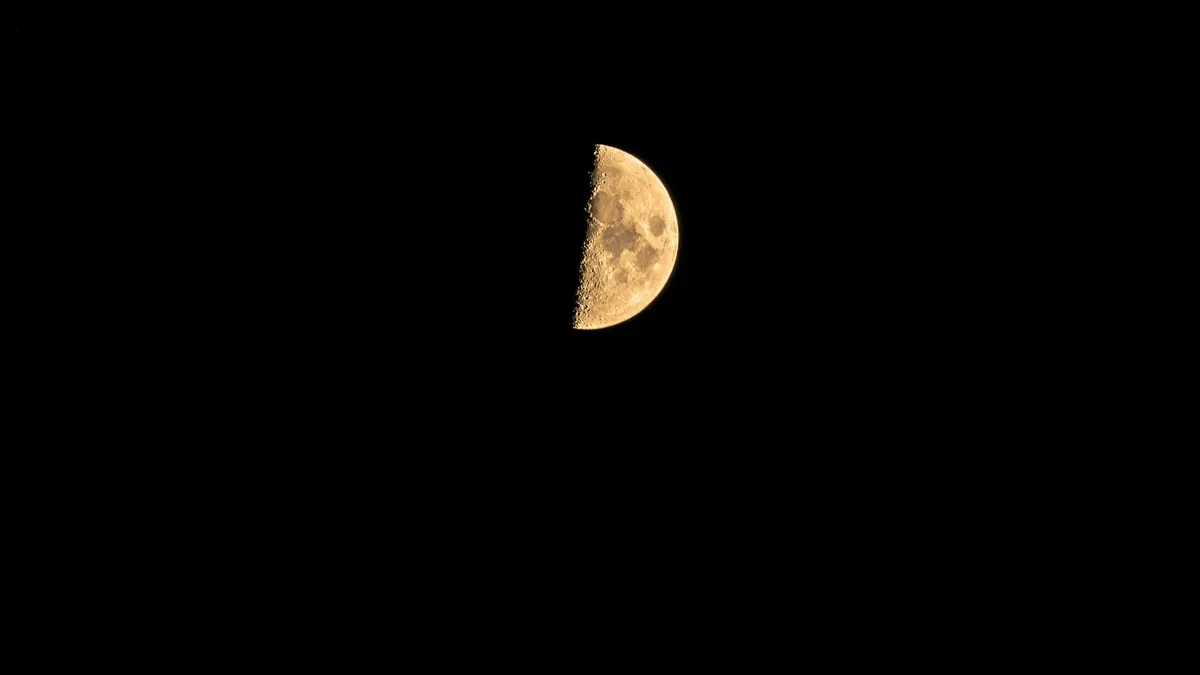 United Arab Emirates Lunar Intelligence Hub